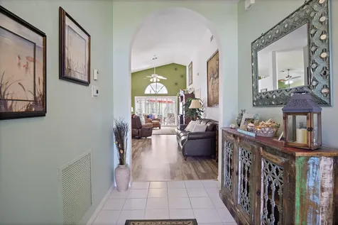 4828 Se Mariner Village Lane Stuart FL 34997
