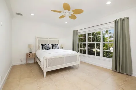 230 Osceola Way Palm Beach FL 33480
