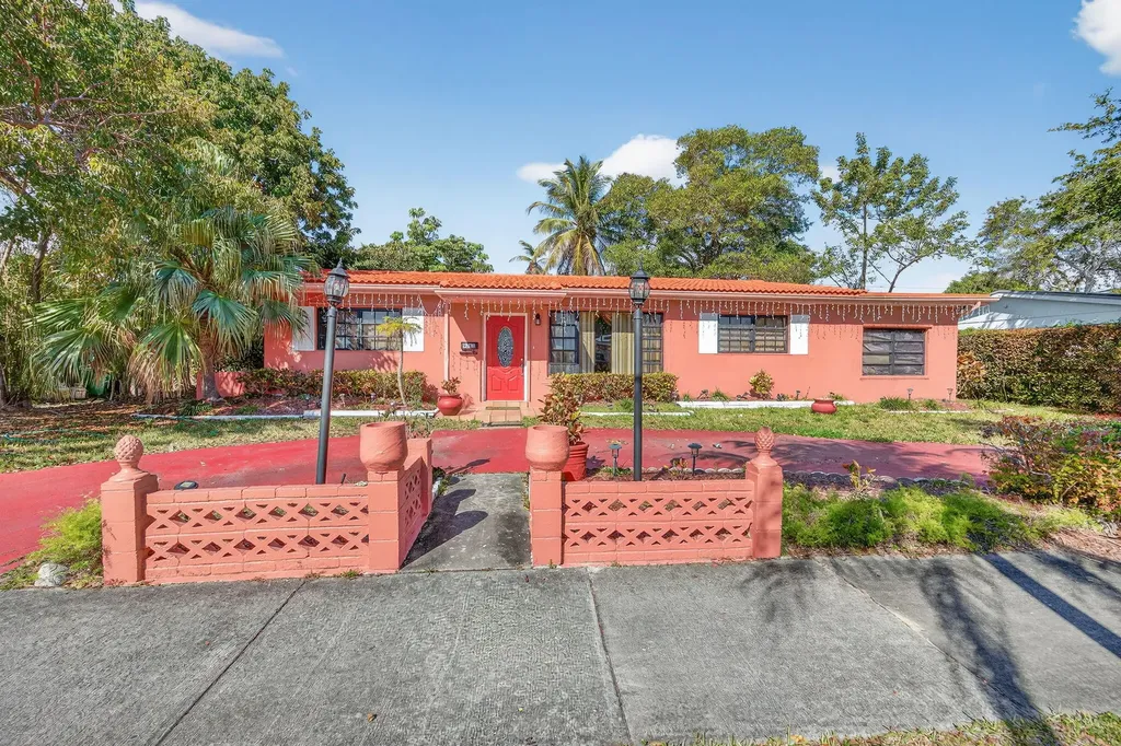 9281 Martinique Drive Miami FL 33189