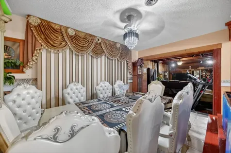 9281 Martinique Drive Miami FL 33189