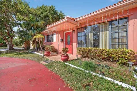 9281 Martinique Drive Miami FL 33189