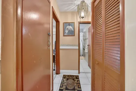 9281 Martinique Drive Miami FL 33189