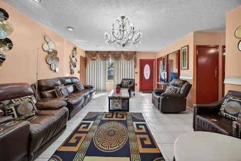 9281 Martinique Drive Miami FL 33189