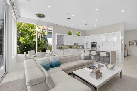 7790 Villa D Este Way Delray Beach FL 33446