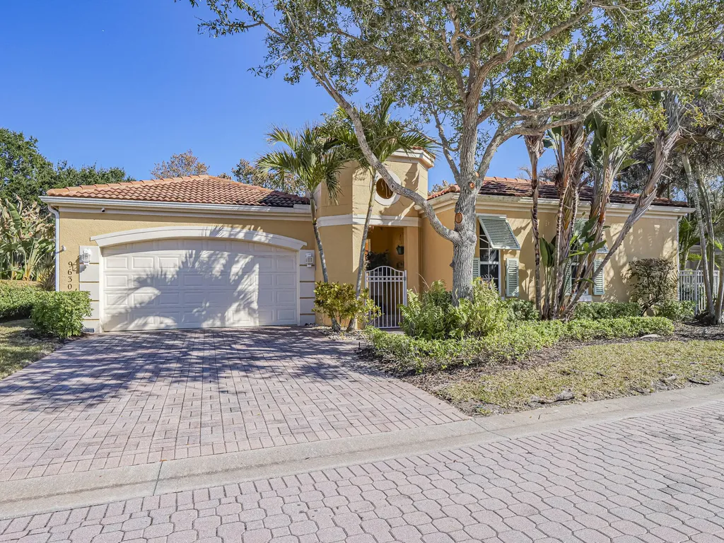 9630 E Maiden Court Vero Beach FL 32963