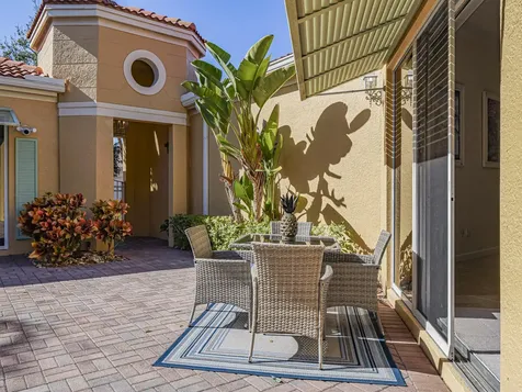 9630 E Maiden Court Vero Beach FL 32963