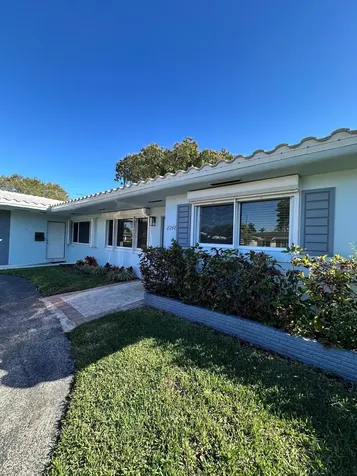 2248 NE 37th Street Lighthouse Point FL 33064