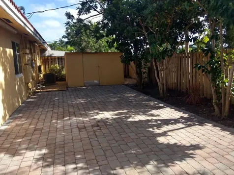2210 NE 36th Street Lighthouse Point FL 33064