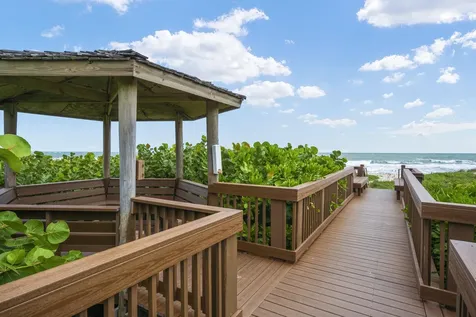 5047 N Highway A1a Hutchinson Island FL 34949