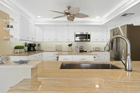 5047 N Highway A1a Hutchinson Island FL 34949