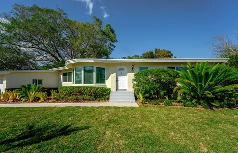 323 NW Spanish River Boulevard Boca Raton FL 33431