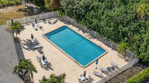 501 SW 1st Street Boca Raton FL 33432