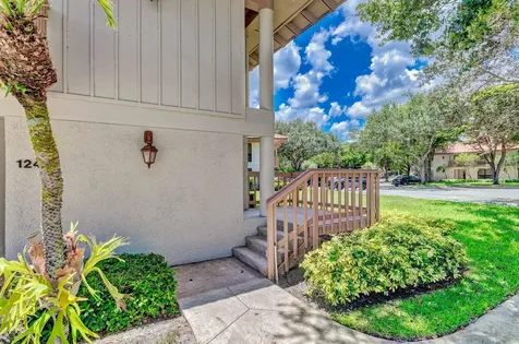 130 Brackenwood Road Palm Beach Gardens FL 33418