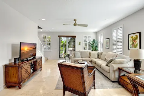 122 SW 1st Avenue Delray Beach FL 33444