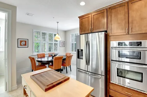 122 SW 1st Avenue Delray Beach FL 33444