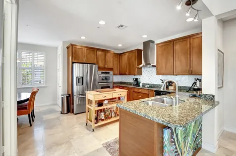 122 SW 1st Avenue Delray Beach FL 33444