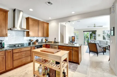 122 SW 1st Avenue Delray Beach FL 33444