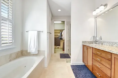 122 SW 1st Avenue Delray Beach FL 33444
