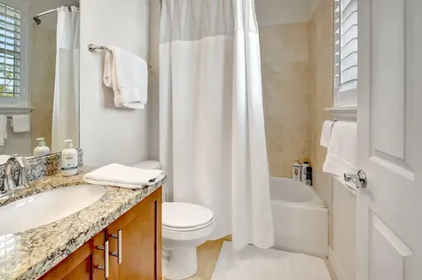 122 SW 1st Avenue Delray Beach FL 33444