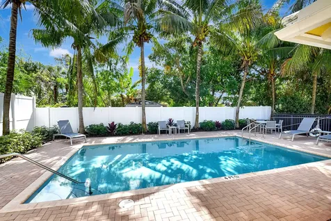 122 SW 1st Avenue Delray Beach FL 33444