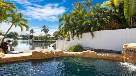 1222 Se 5th Court Deerfield Beach FL 33441