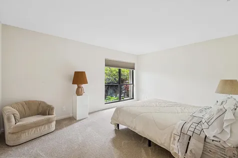 5104 Pineview Circle Delray Beach FL 33445