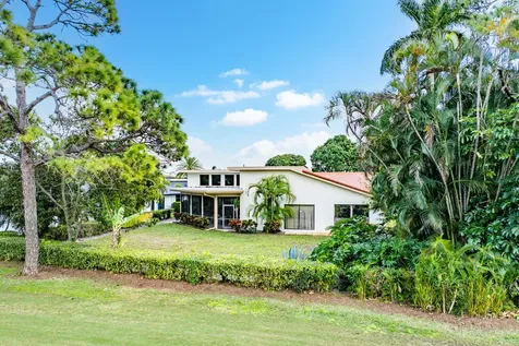 5104 Pineview Circle Delray Beach FL 33445
