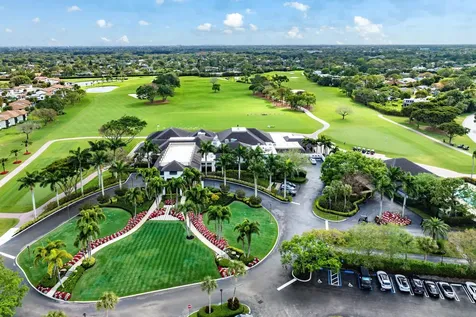 5104 Pineview Circle Delray Beach FL 33445