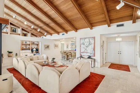 5104 Pineview Circle Delray Beach FL 33445