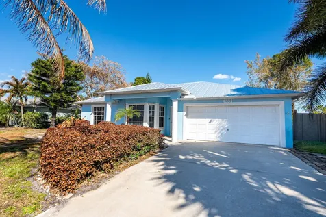 4334 Sw Calah Circle Port Saint Lucie FL 34953