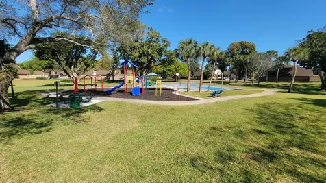 117 1st Court Palm Beach Gardens FL 33410