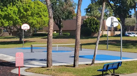 117 1st Court Palm Beach Gardens FL 33410