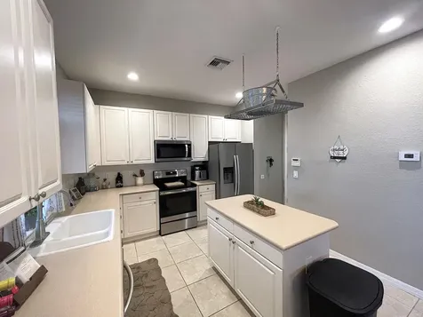 9895 E Verona Circle Vero Beach FL 32966