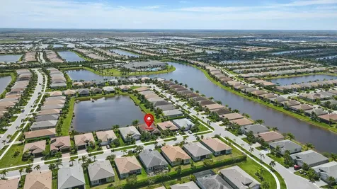 11104 Sw Carriage Hill Lane Port Saint Lucie FL 34987