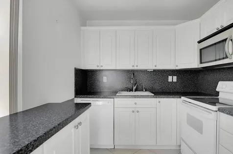 567 Normandy L Lane Delray Beach FL 33484
