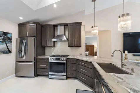 45 Via Verona Palm Beach Gardens FL 33418