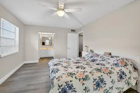 118 Capri C Delray Beach FL 33484