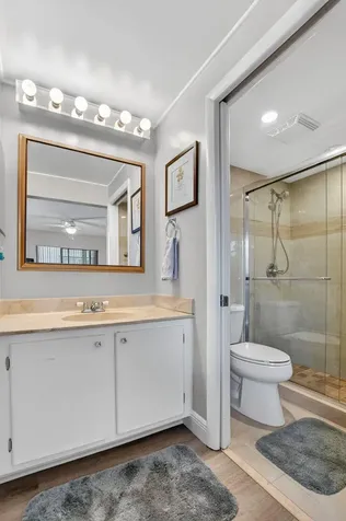 118 Capri C Delray Beach FL 33484
