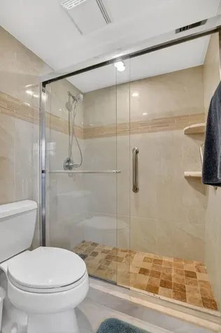 118 Capri C Delray Beach FL 33484