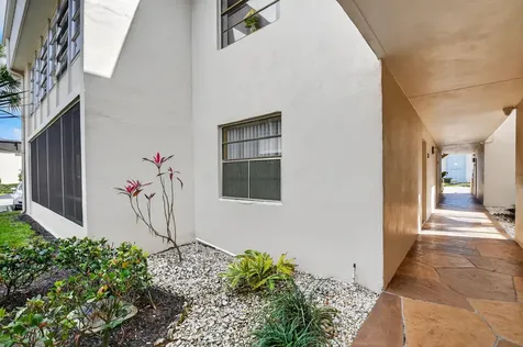118 Capri C Delray Beach FL 33484