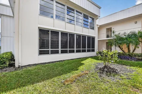 118 Capri C Delray Beach FL 33484