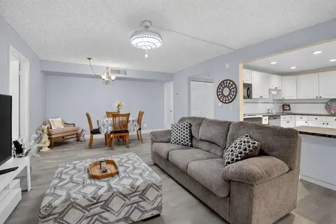 118 Capri C Delray Beach FL 33484