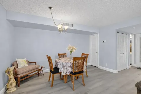 118 Capri C Delray Beach FL 33484