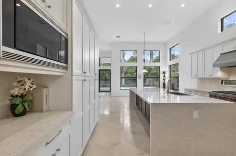6980 Nw 28th Avenue Boca Raton FL 33496