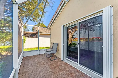 11827 Sw 7th Street Pembroke Pines FL 33025