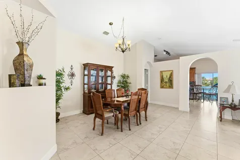 11827 Sw 7th Street Pembroke Pines FL 33025