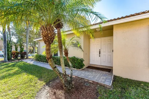11827 Sw 7th Street Pembroke Pines FL 33025