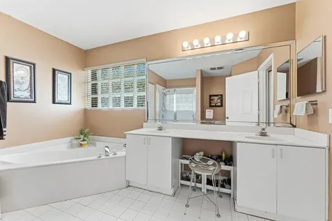 11827 Sw 7th Street Pembroke Pines FL 33025