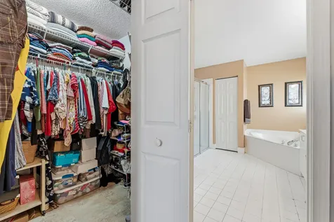 11827 Sw 7th Street Pembroke Pines FL 33025