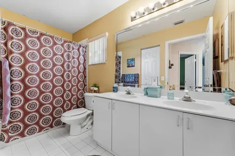 11827 Sw 7th Street Pembroke Pines FL 33025